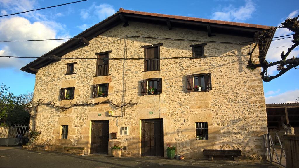 Mujika Etxea Villa Manurga Bagian luar foto